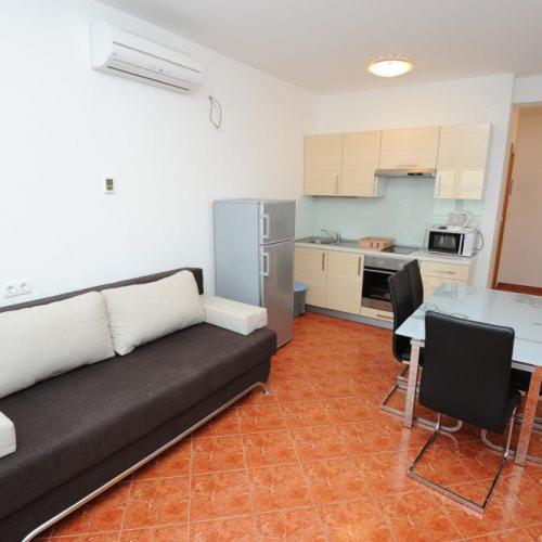 Apartmani Ivo Podstrana Luaran gambar