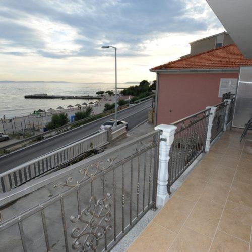 Apartmani Ivo Podstrana Luaran gambar